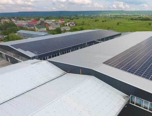 2MW solsystem i Sveits Fabrikktak